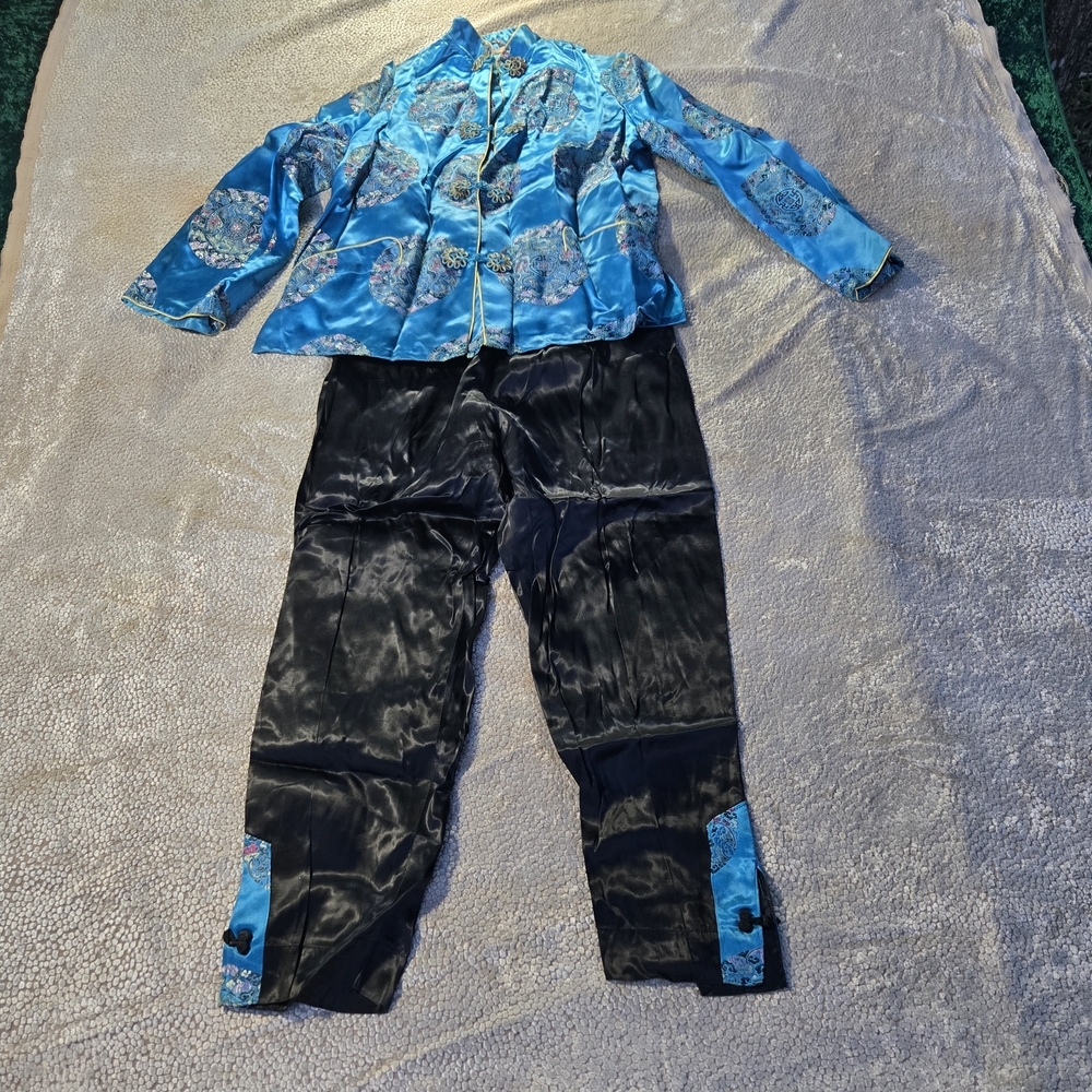 Elegant Blue and Black Women's‎ Kimono Set307